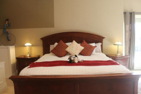 Farmhouse Suite